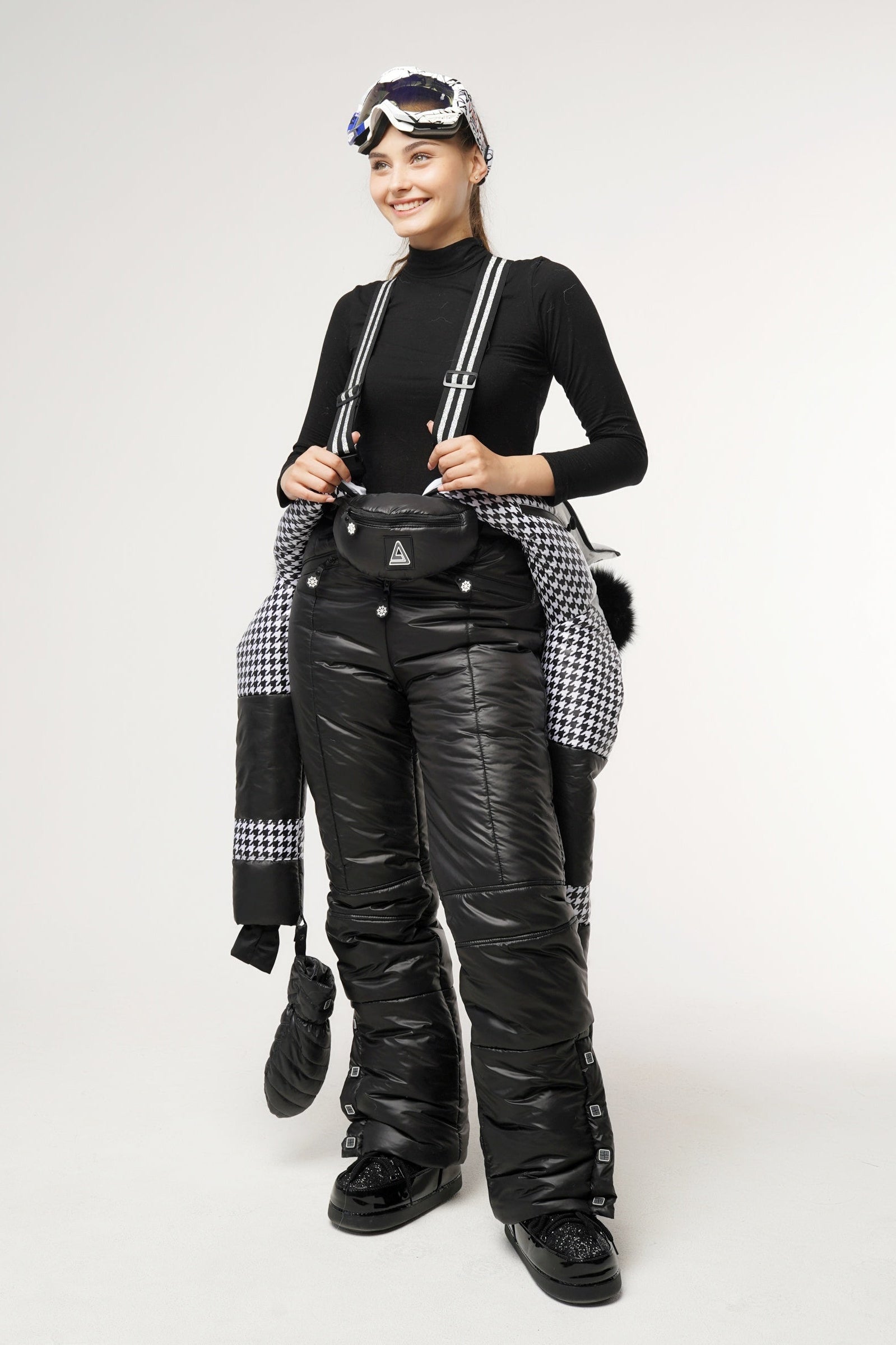 Зимовий комбінезон з сумкою та рукавицями А7 - Чорний