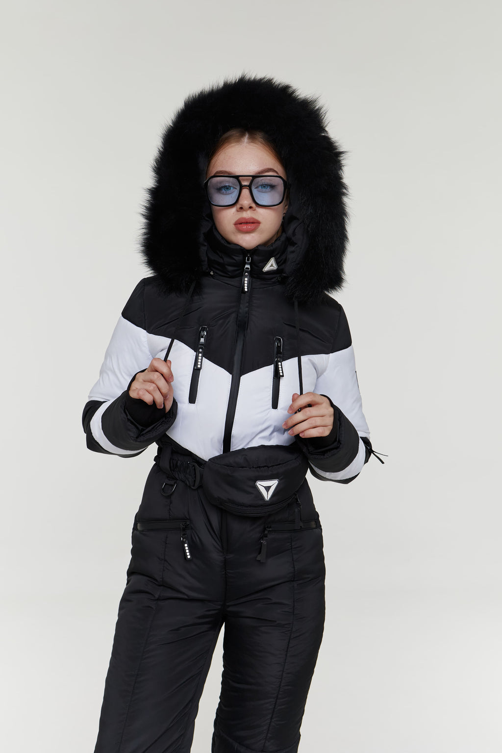 Зимовий комбінезон з сумкою А7 - Чорний